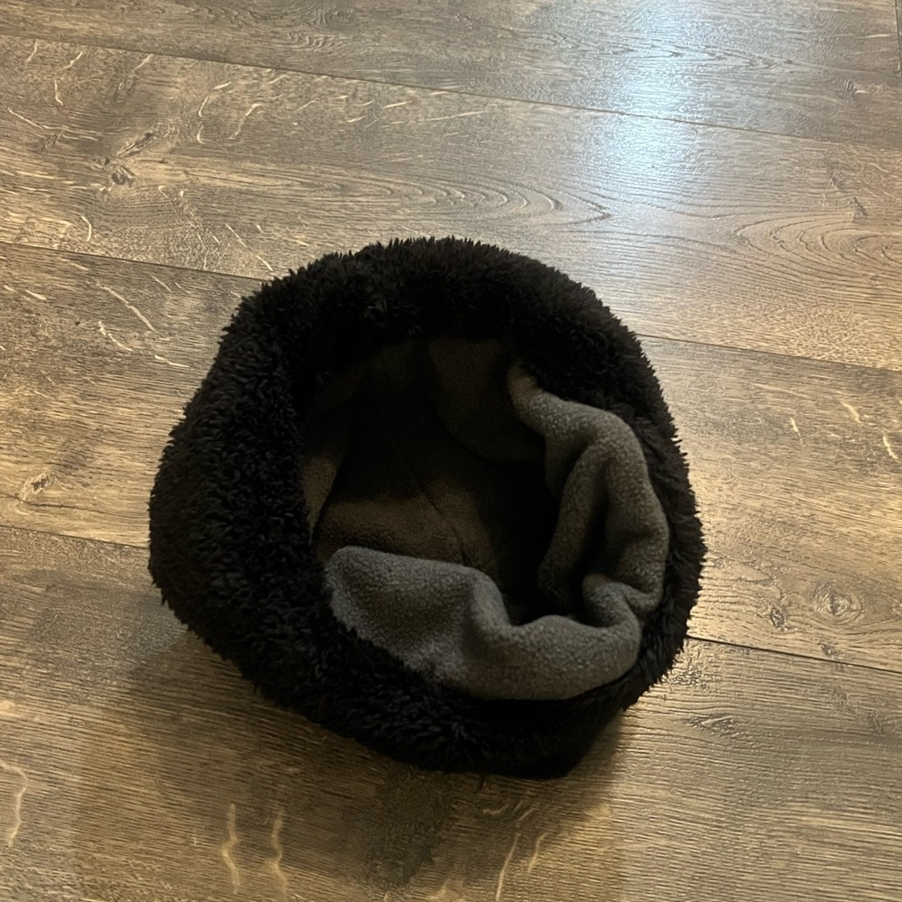 Sprigs Faux Fur and fleece Reversible‎ Hat